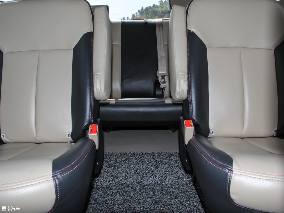 2015Ӣ737 1.5L քӺA(do)