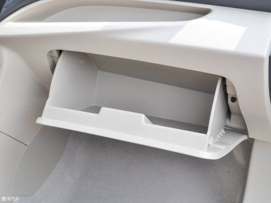 2016Ӣ727 1.5L ք̄հ