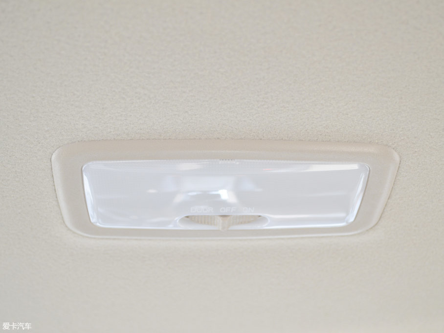 2016Ӣ727 1.5L ք̄(w)