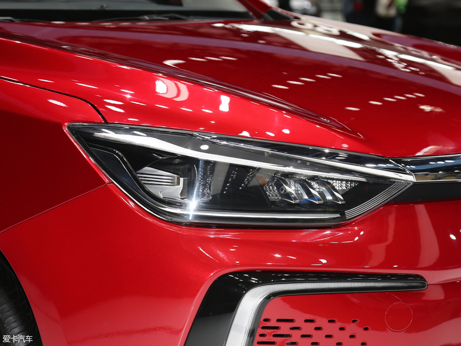 2018BEIJING-EU5 R500 L(fng)