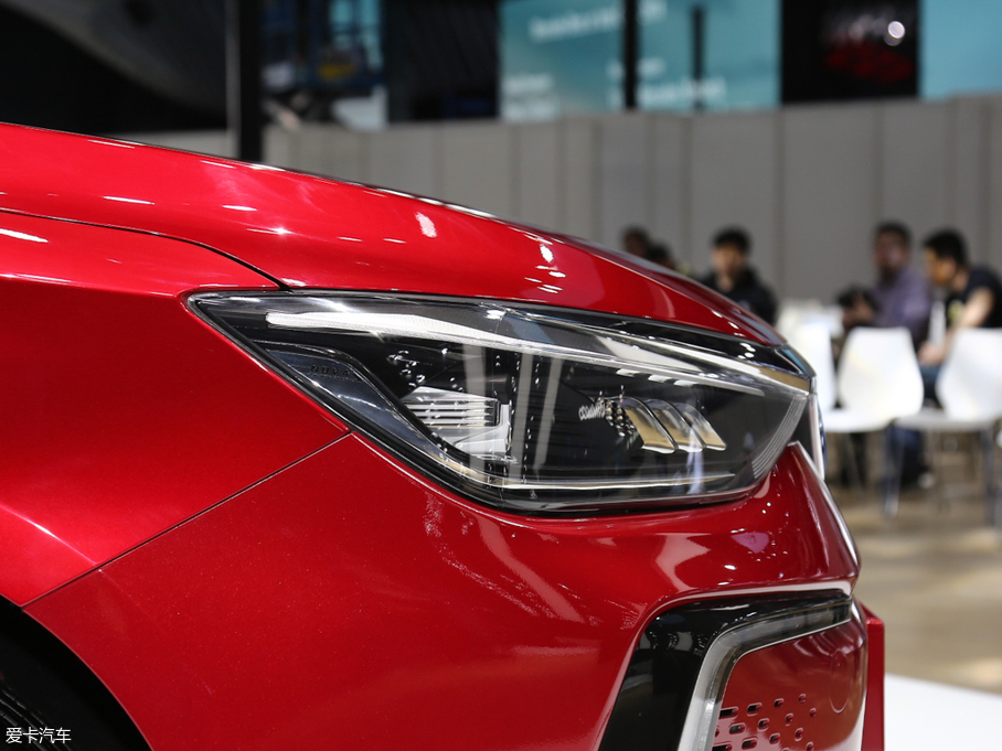 2018BEIJING-EU5 R500 L