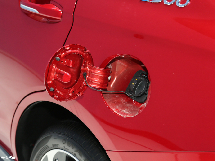 2018BEIJING-EU5 R500 L