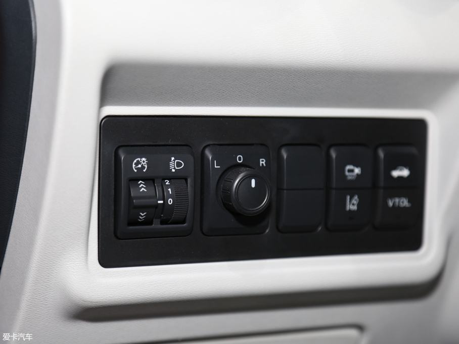 2018BEIJING-EU5 R500 L