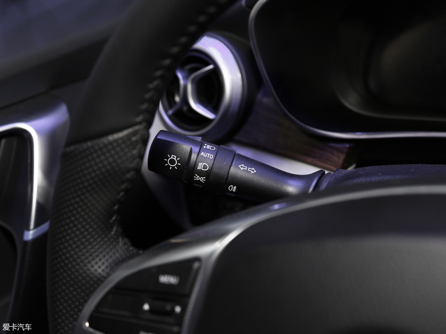 2018BEIJING-EU5 R500 L