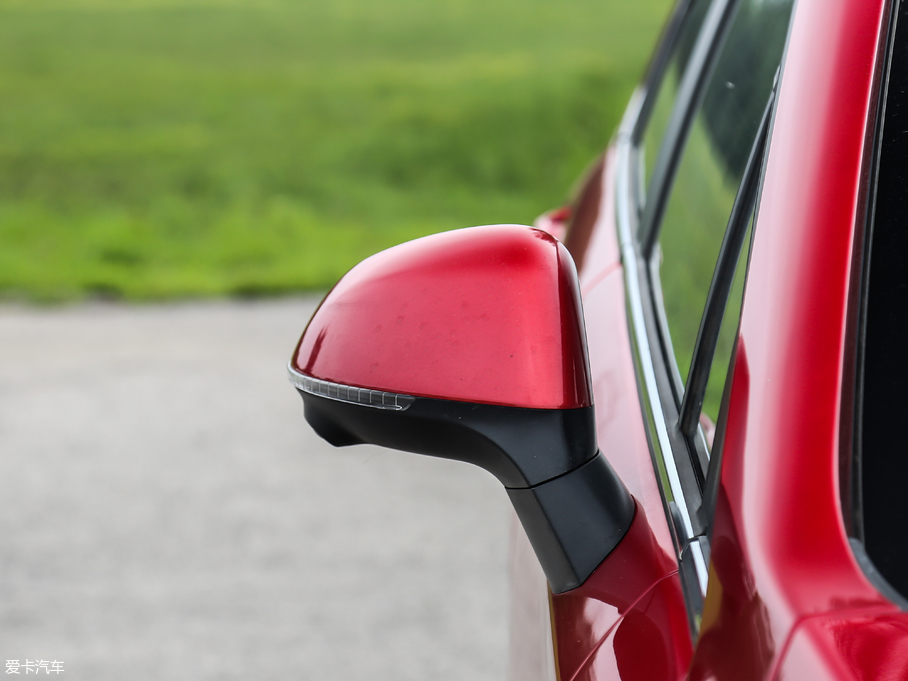 2018BEIJING-EU5 R500 L