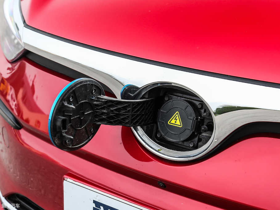 2018BEIJING-EU5 R500 L