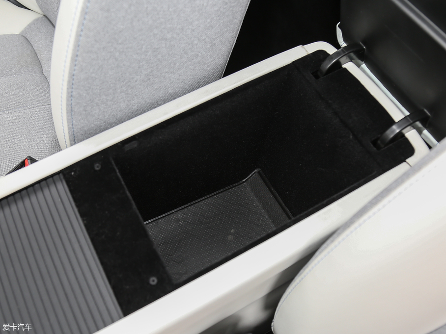 2018BEIJING-EU5 R500 L