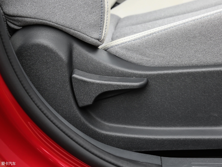 2018BEIJING-EU5 R500 L(fng)