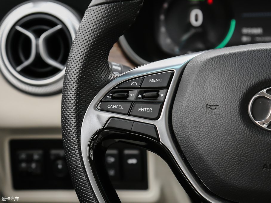 2018BEIJING-EU5 R500 L