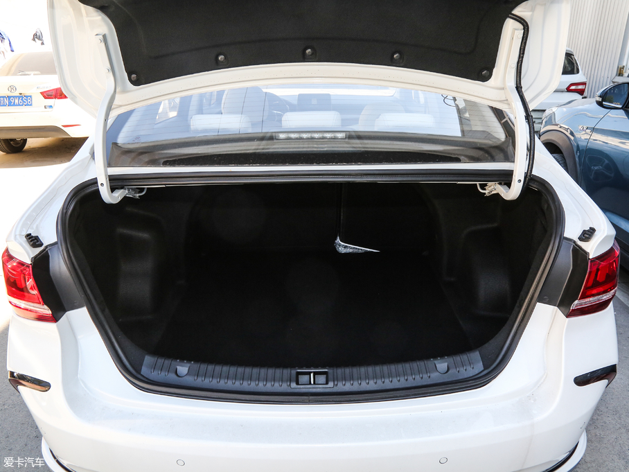 2018BEIJING-EU5 R500 а