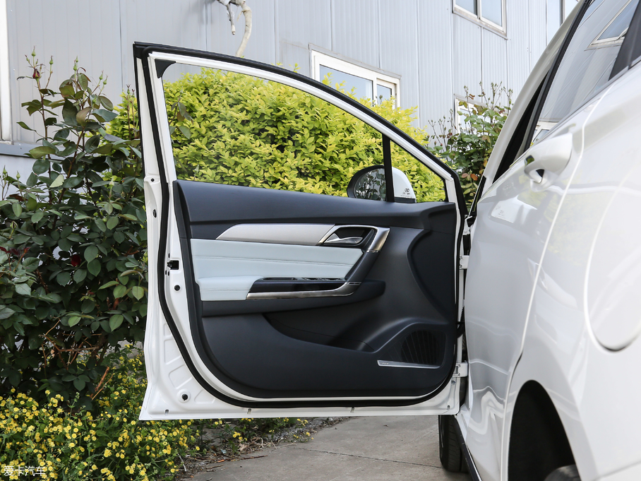 2018BEIJING-EU5 R550 ǳ