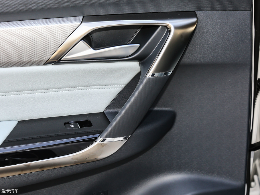 2018BEIJING-EU5 R550 ǳ