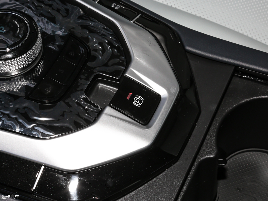 2018BEIJING-EU5 R550 ǳ