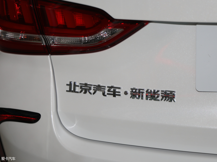 2018BEIJING-EU5 R550 I(lng)