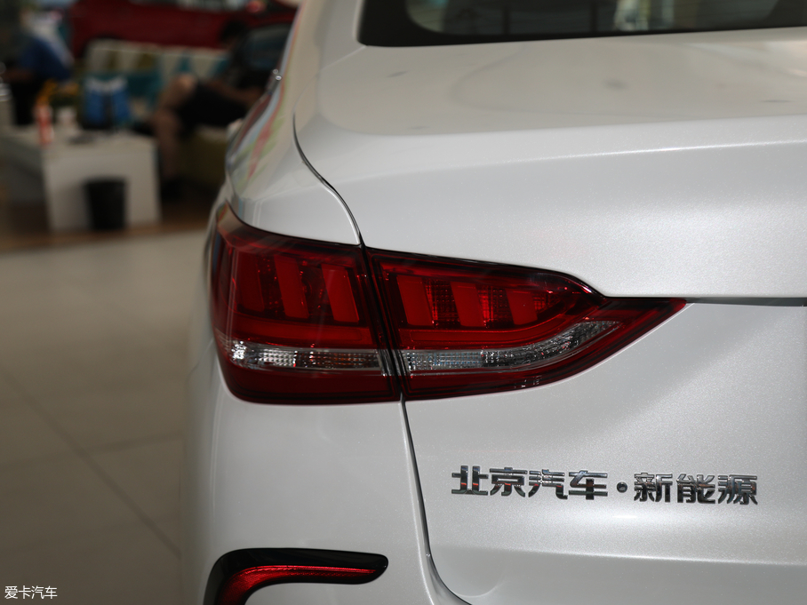 2018BEIJING-EU5 R550 I(lng)