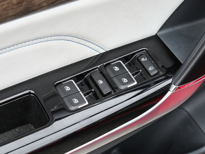 2018R500 L(fng) {܇ƅ^(q)	