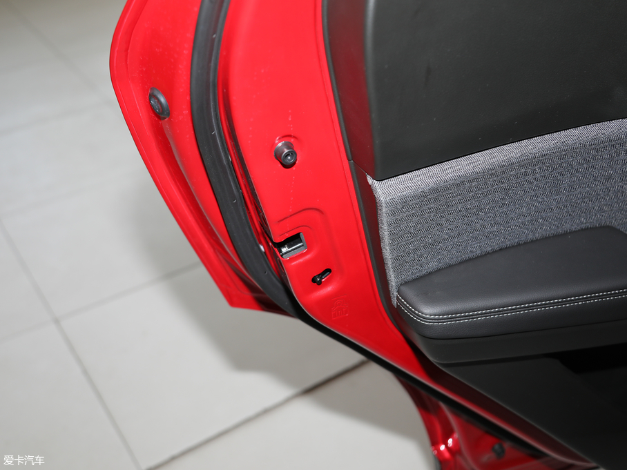 2019BEIJING-EX3 R600 а