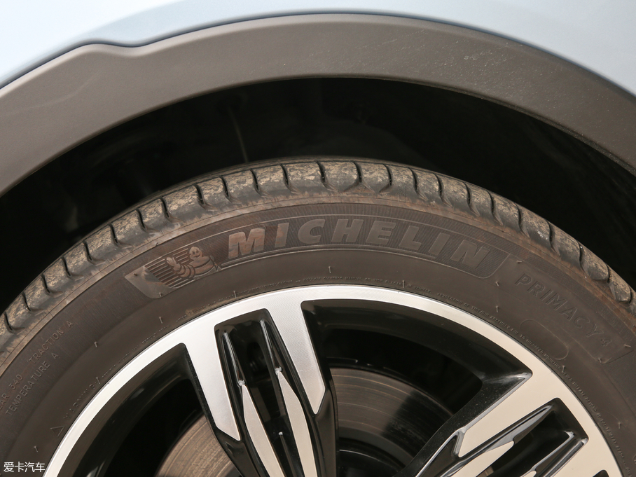 2019BEIJING-EX3 R600 ų