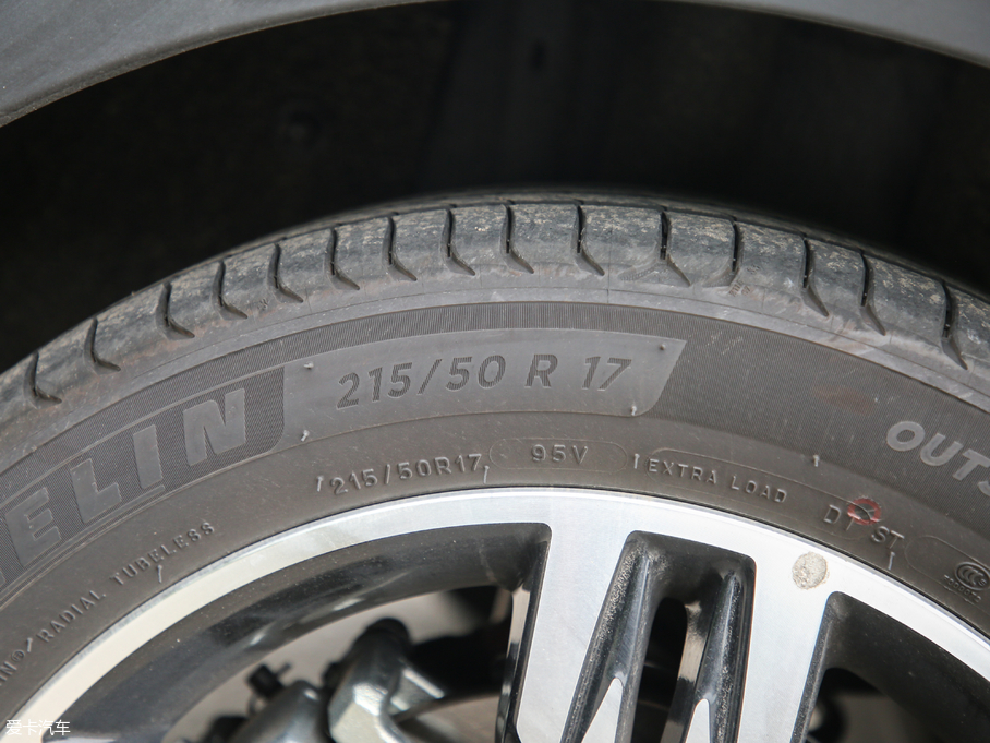 2019BEIJING-EX3 R600 ų