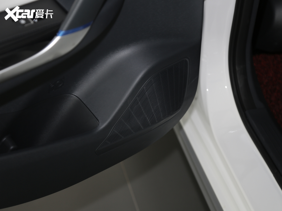 2019BEIJING-EU5 R500 L