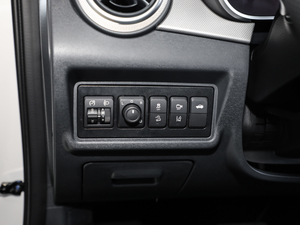 2020 R550 ǳ п؅^