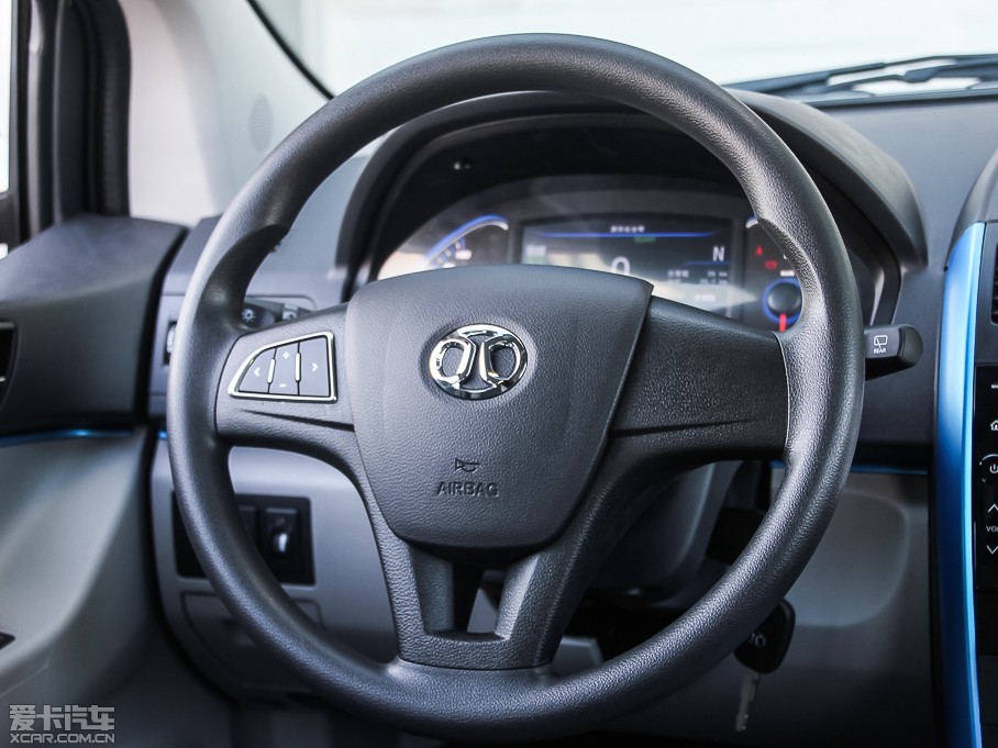 2015���EV200 �p����