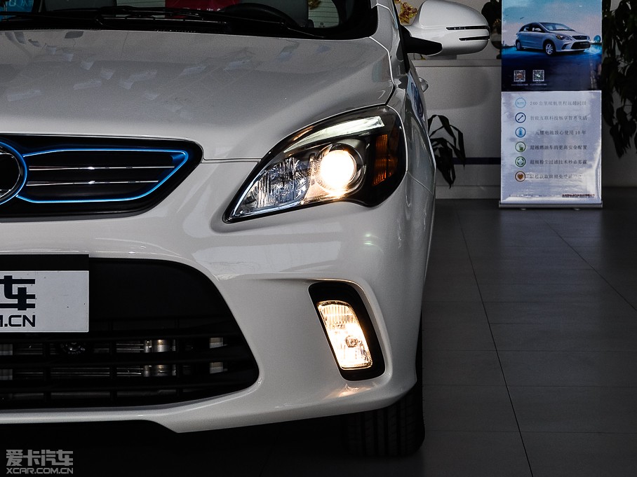 2015���EV200 �p����