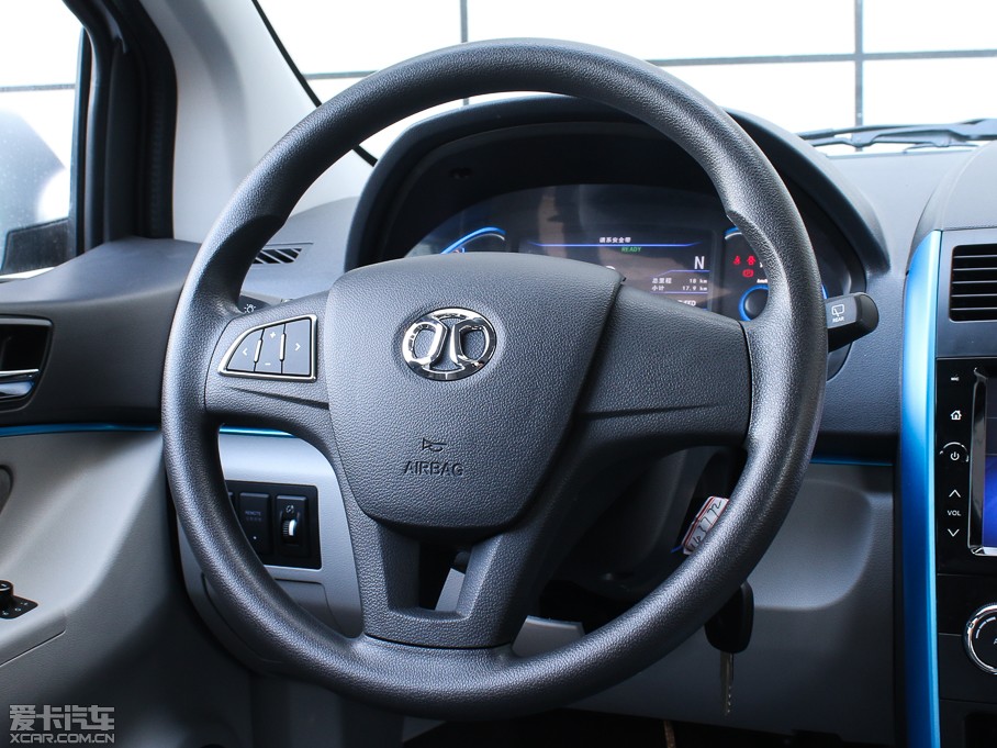 2015���EV200 �p����