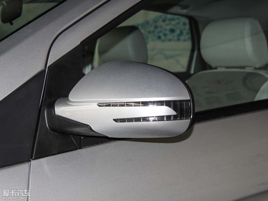 2015���EV200 �p���