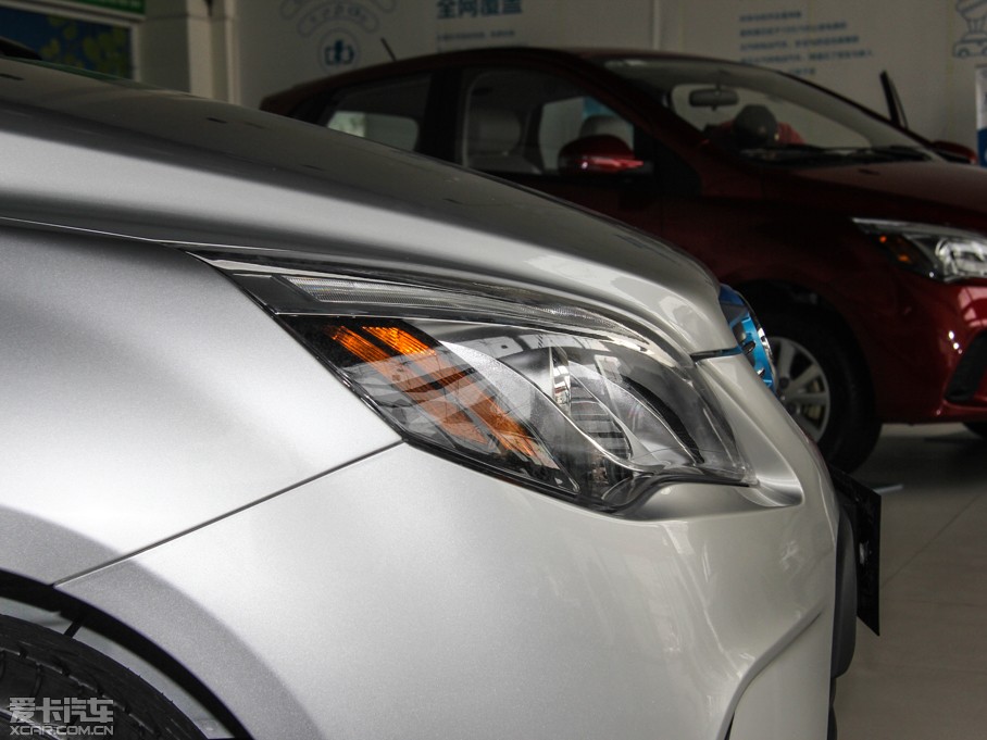 2015���EV200 �p���