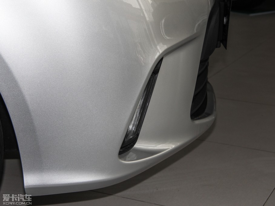 2015���EV200 �p���