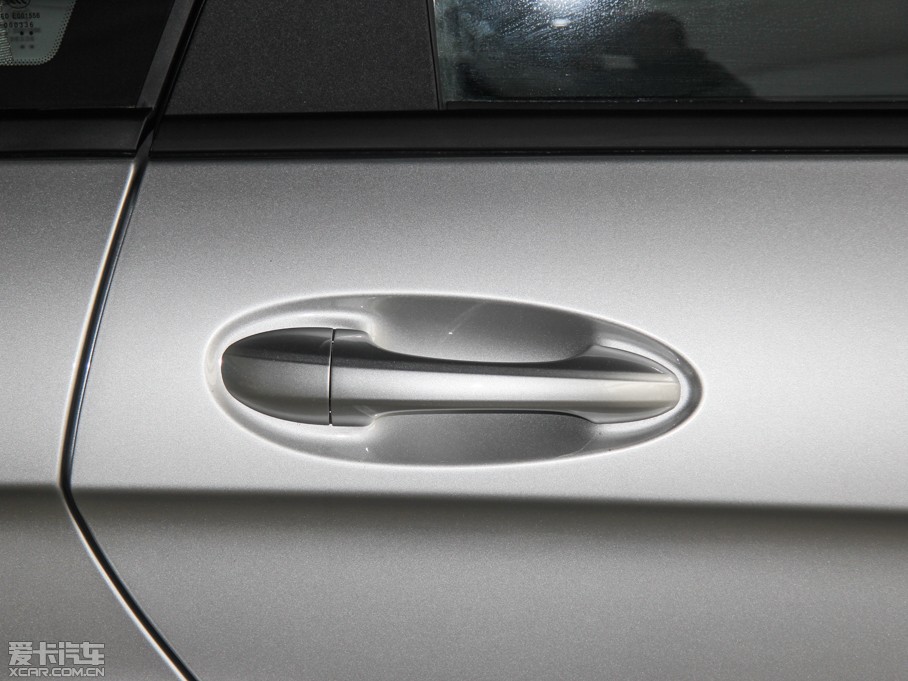 2015���EV200 �p���