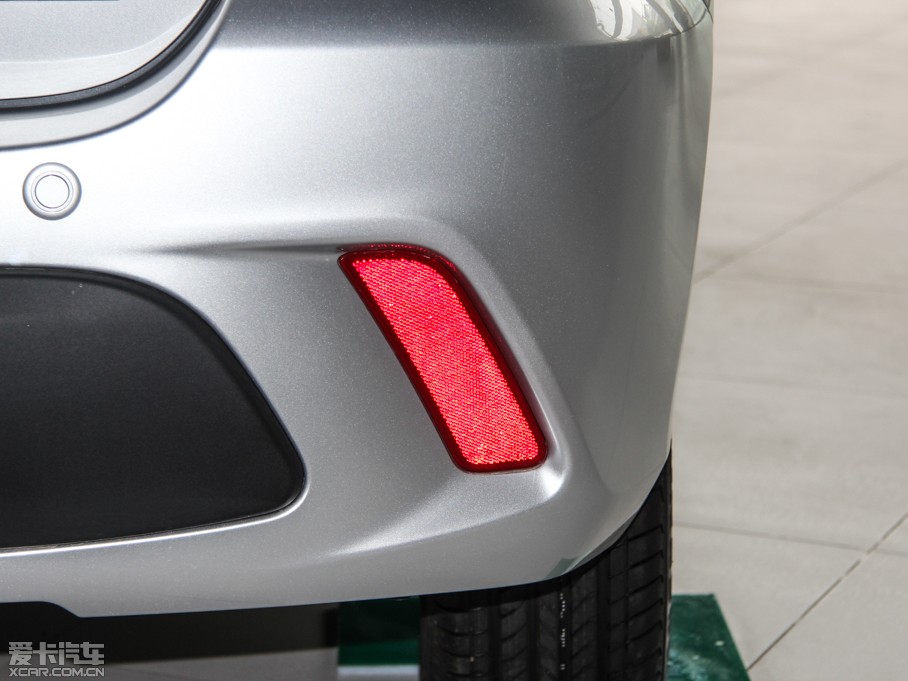 2015���EV200 �p���