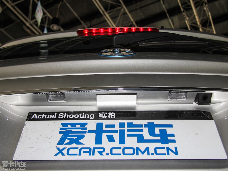 2015���EV200 �p���