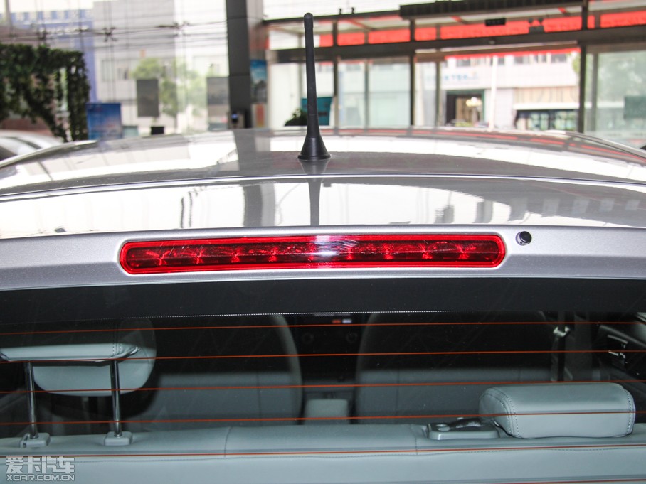 2015���EV200 �p���