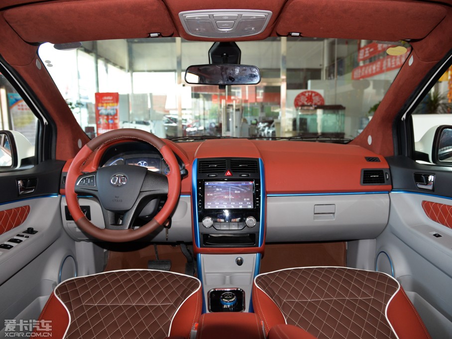 2015���EV200 �p����