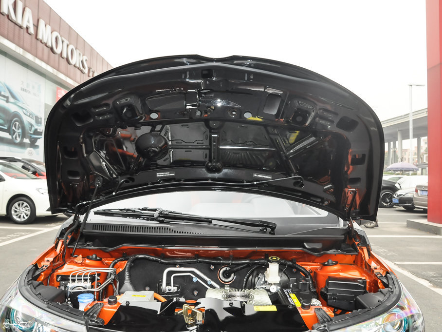 2017���EC180 �`���