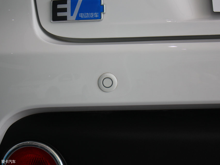 2017���EC180 �`���