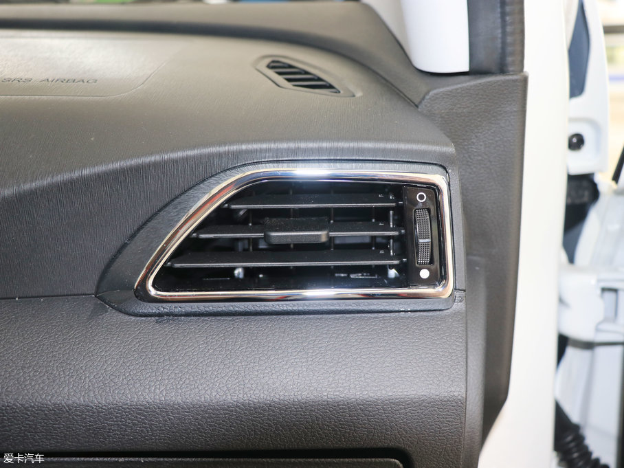 2017���EC180 �`��(d��ng)��