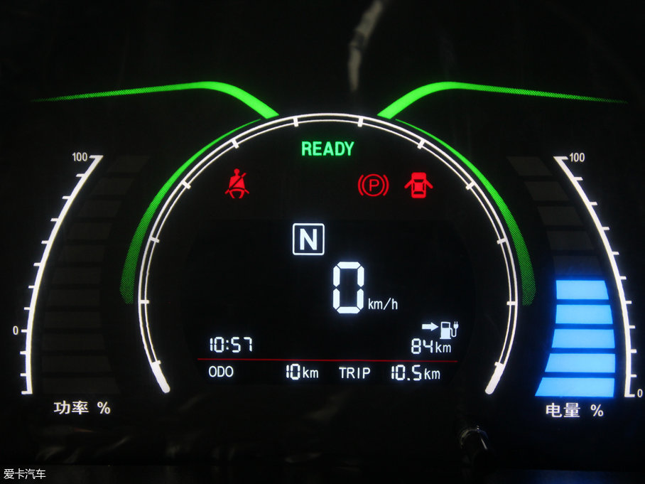 2017���EC180 �`�Ӱ�