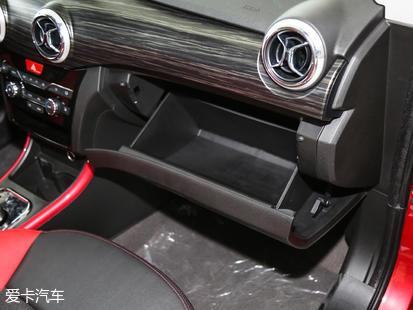 北汽新能源2018款北汽EX360