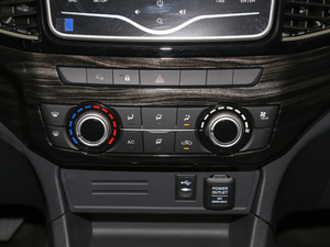 2020款1.9T 四驱 自动劲悦版 5座 空调调节