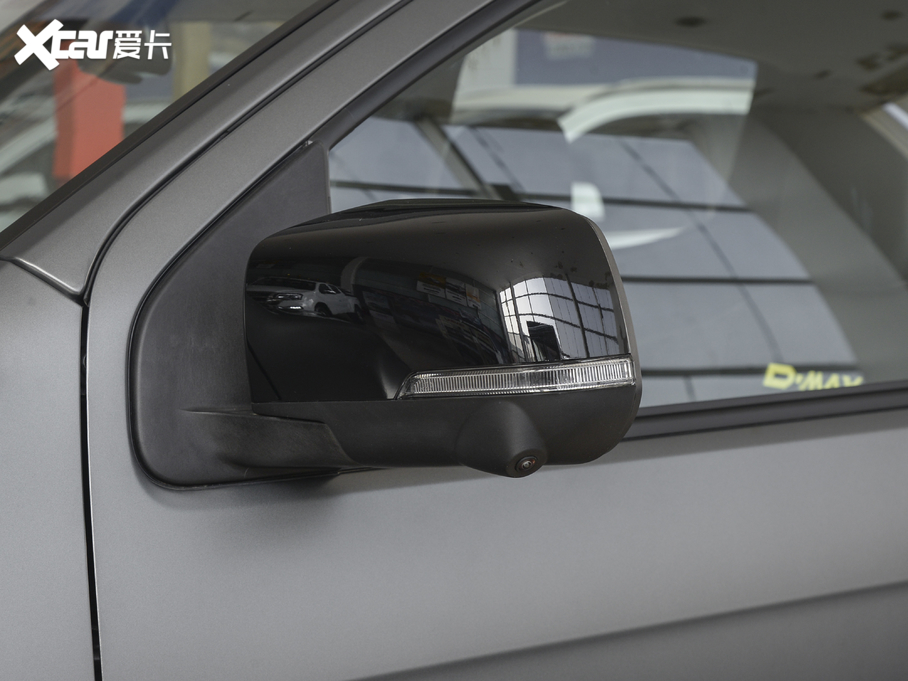 2020��D-MAX 1.9T ����Ԅ����b�� ��VI