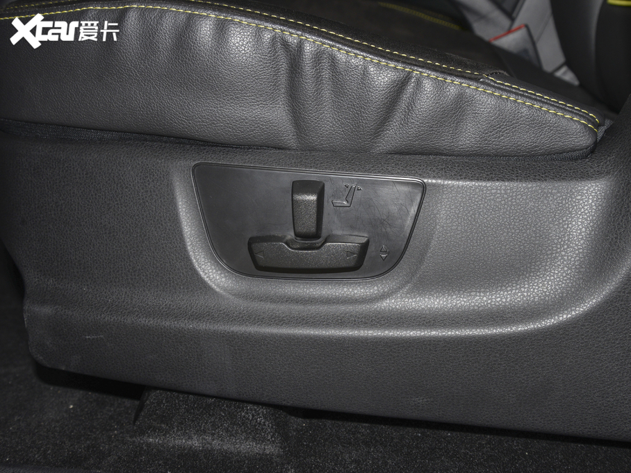 2020D-MAX 1.9T (q)Ԅ(dng)b (gu)VI