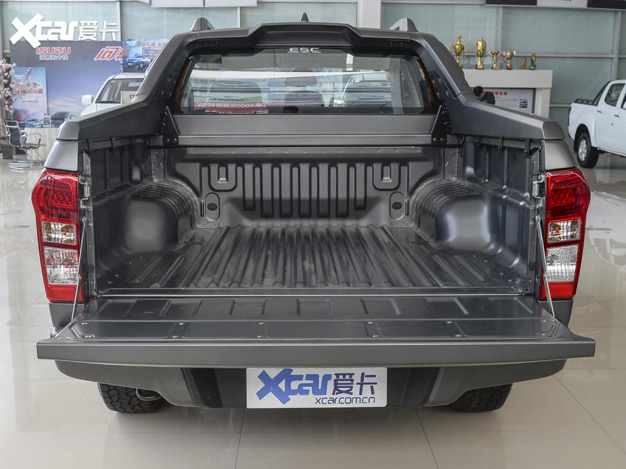 2020D-MAX 1.9T Ԅb VI