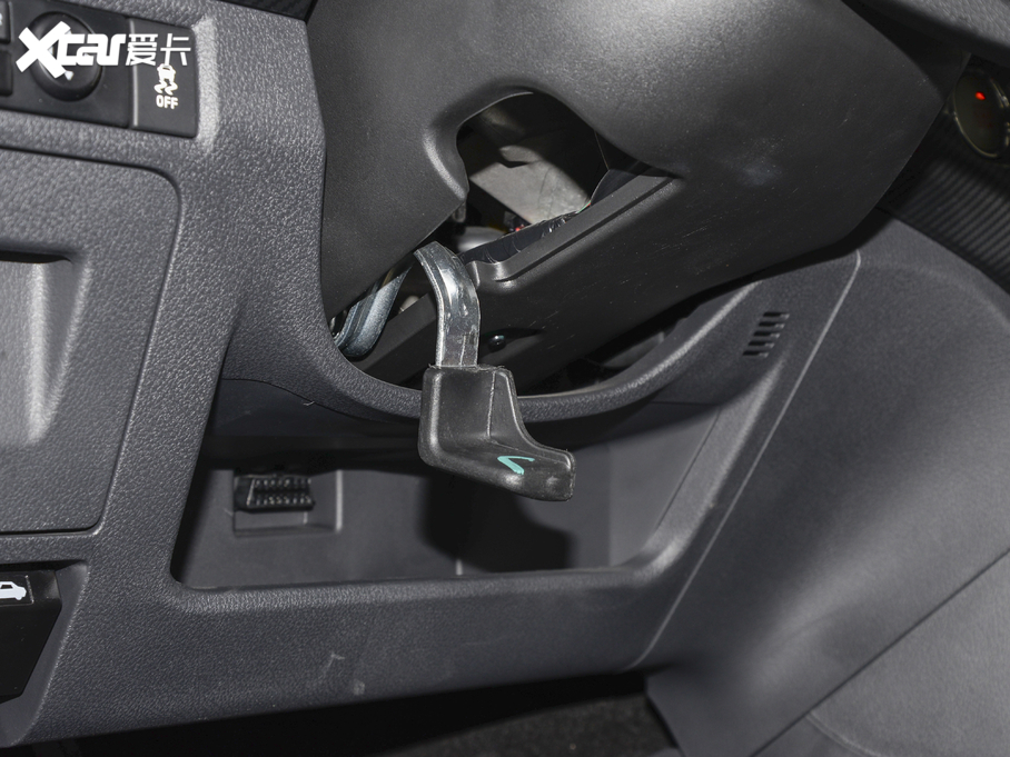 2020D-MAX 1.9T (q)Ԅb VI