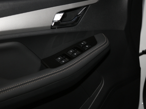 2020S 2.4T ŞLS  VI {܇ƅ^	