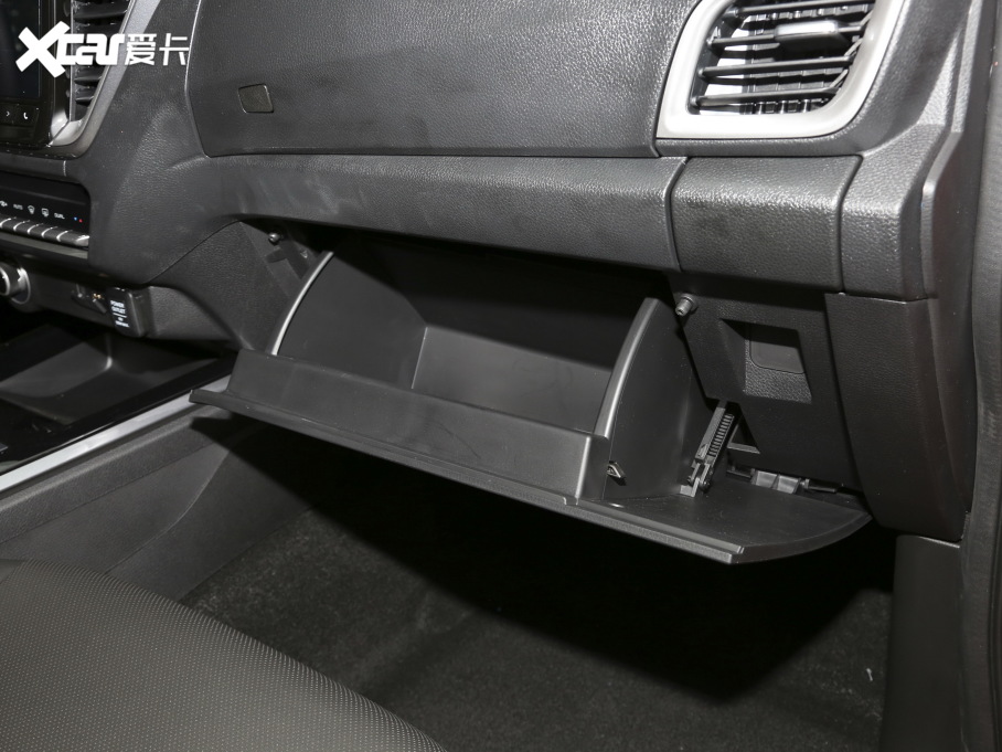 2021��D-MAX 1.9T �Ԅ���򌕳�I�� ����