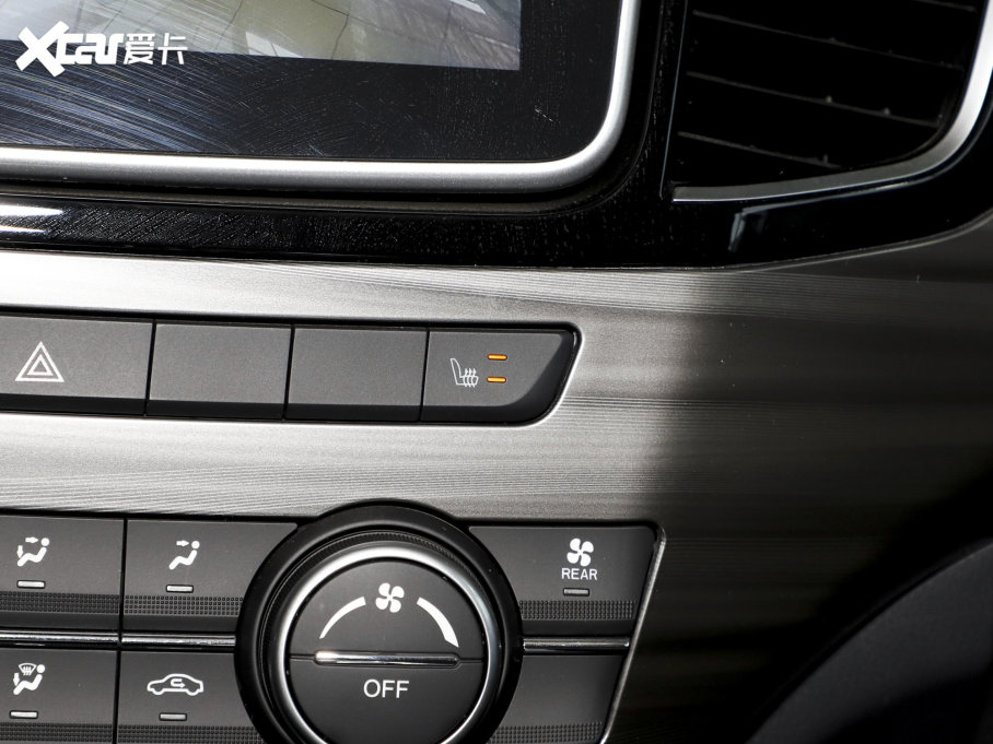 2022����ʮ�mu-X���΂b 2.0T �Ԅ��������� 5�� ����