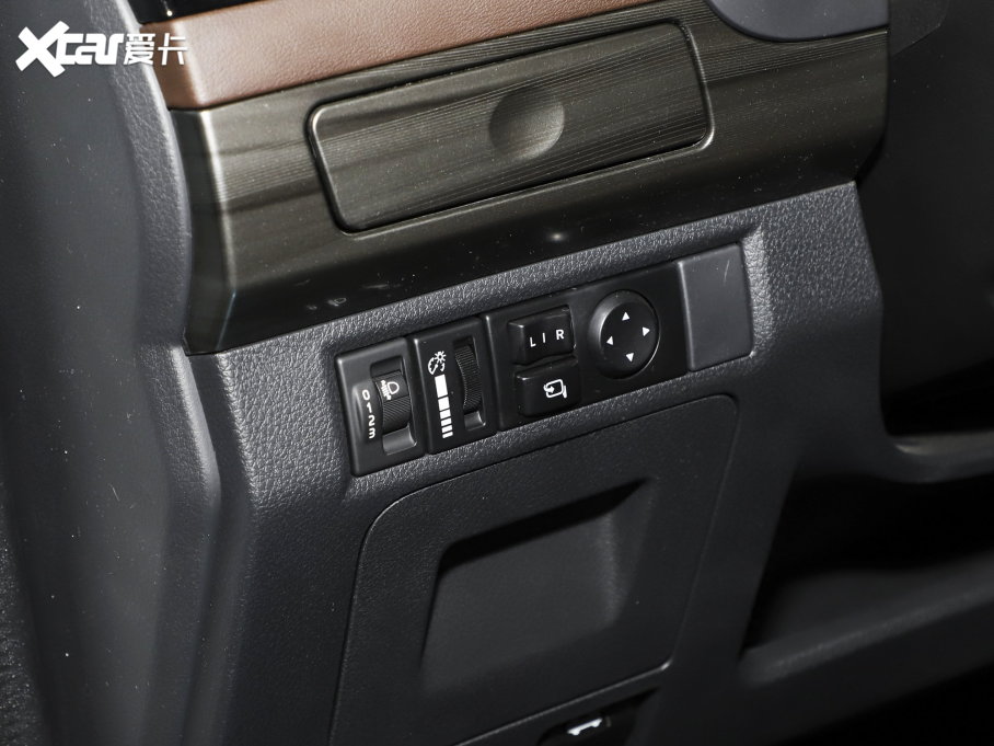 2022ʮmu-X΂b 2.0T Ԅ 5 